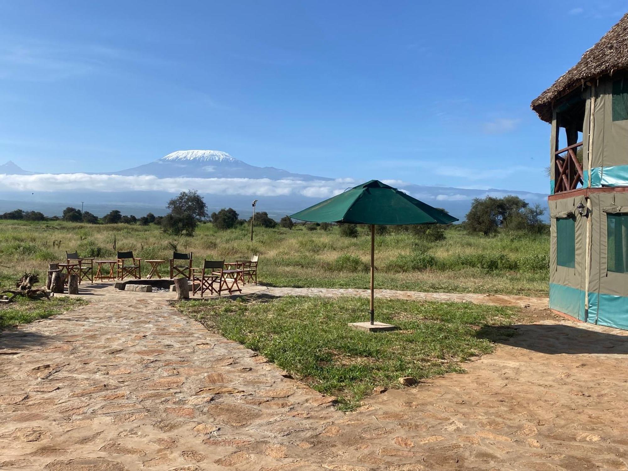Amboseli Discovery Camp Екстер'єр фото