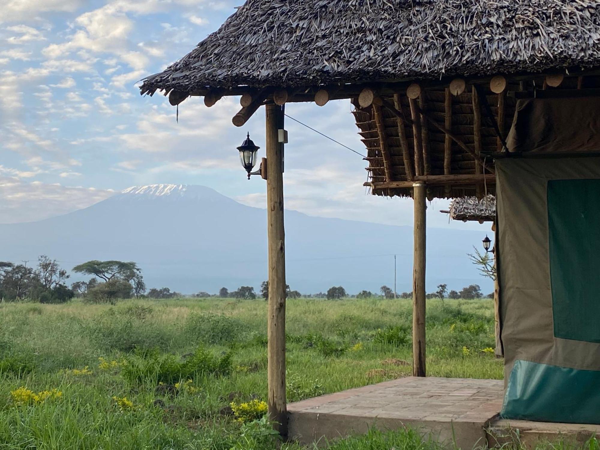 Amboseli Discovery Camp Екстер'єр фото