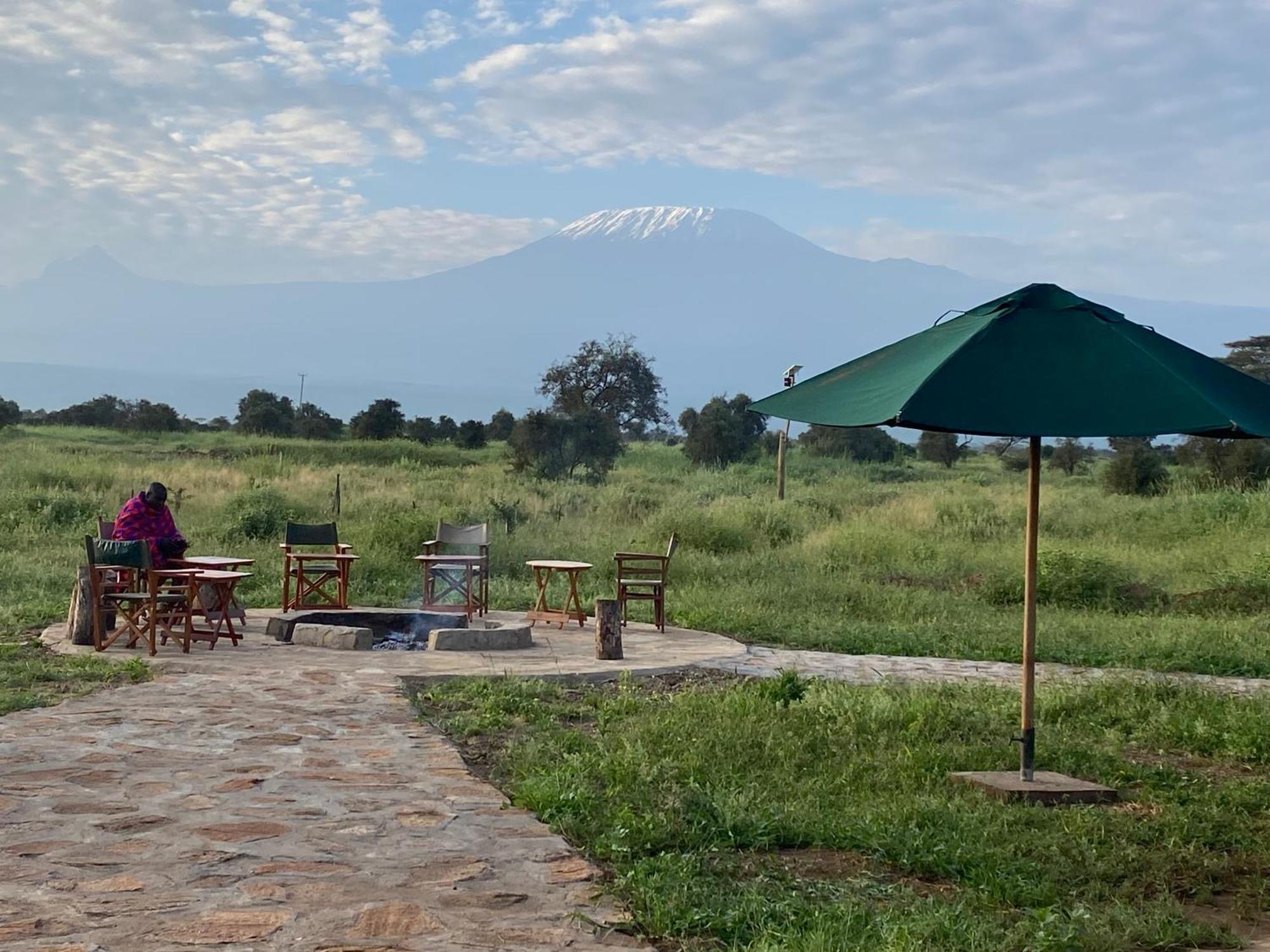 Amboseli Discovery Camp Екстер'єр фото