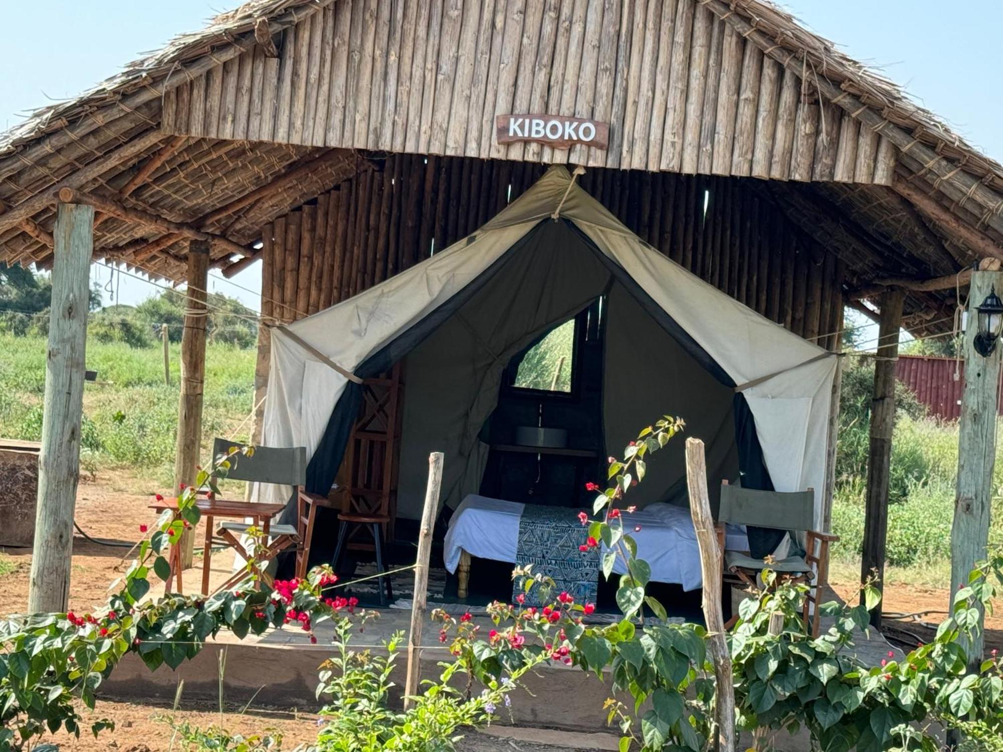Amboseli Discovery Camp Екстер'єр фото