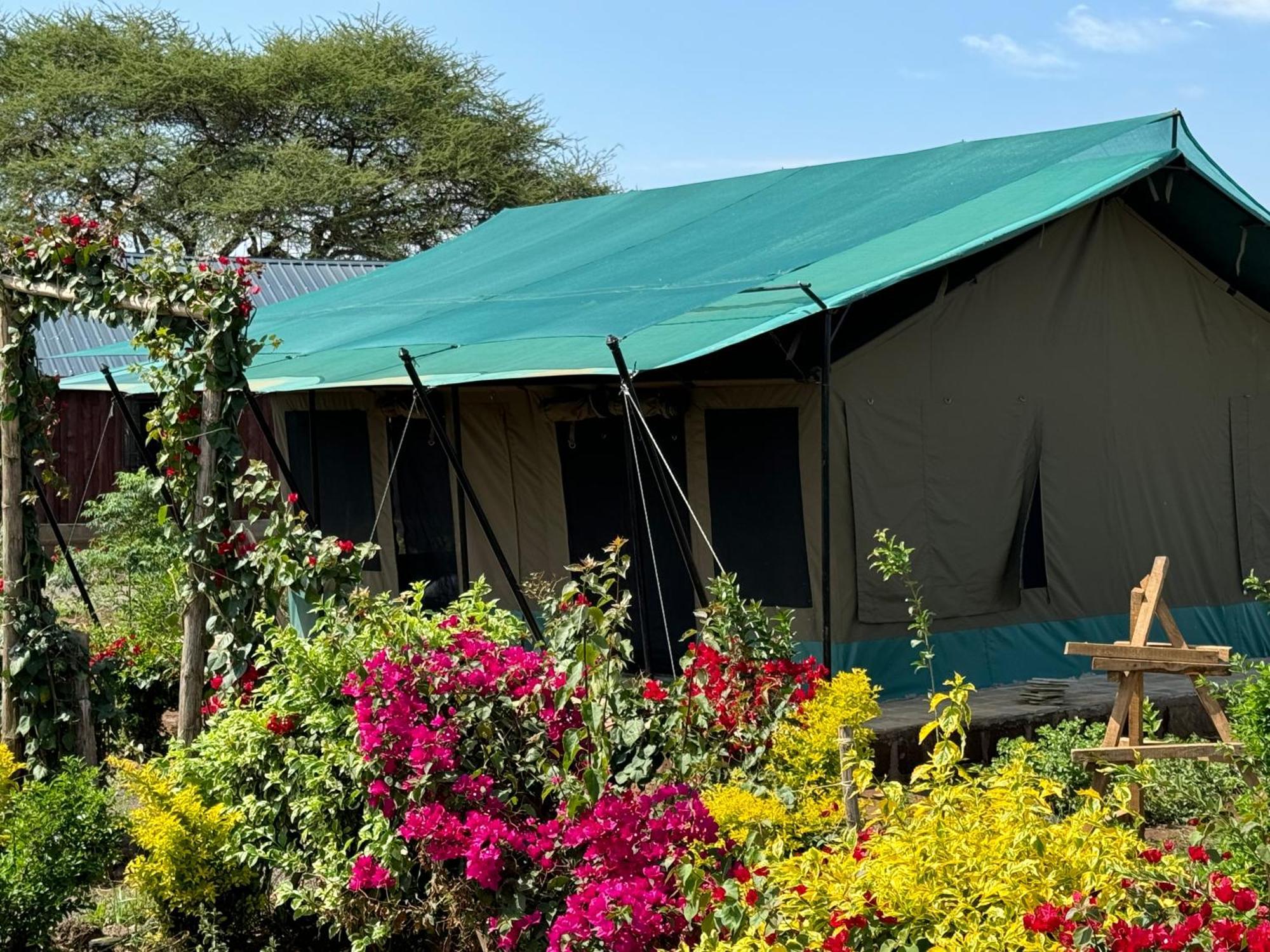 Amboseli Discovery Camp Екстер'єр фото
